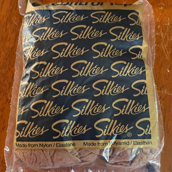 Silkies Other - Silkies Pantyhose X Queen XXL Natural Control Top